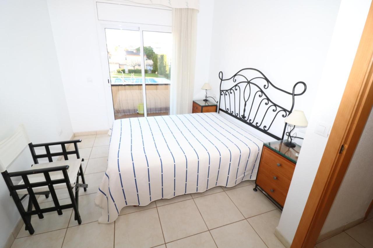 Port Estrella 24 Villa Roses Ngoại thất bức ảnh